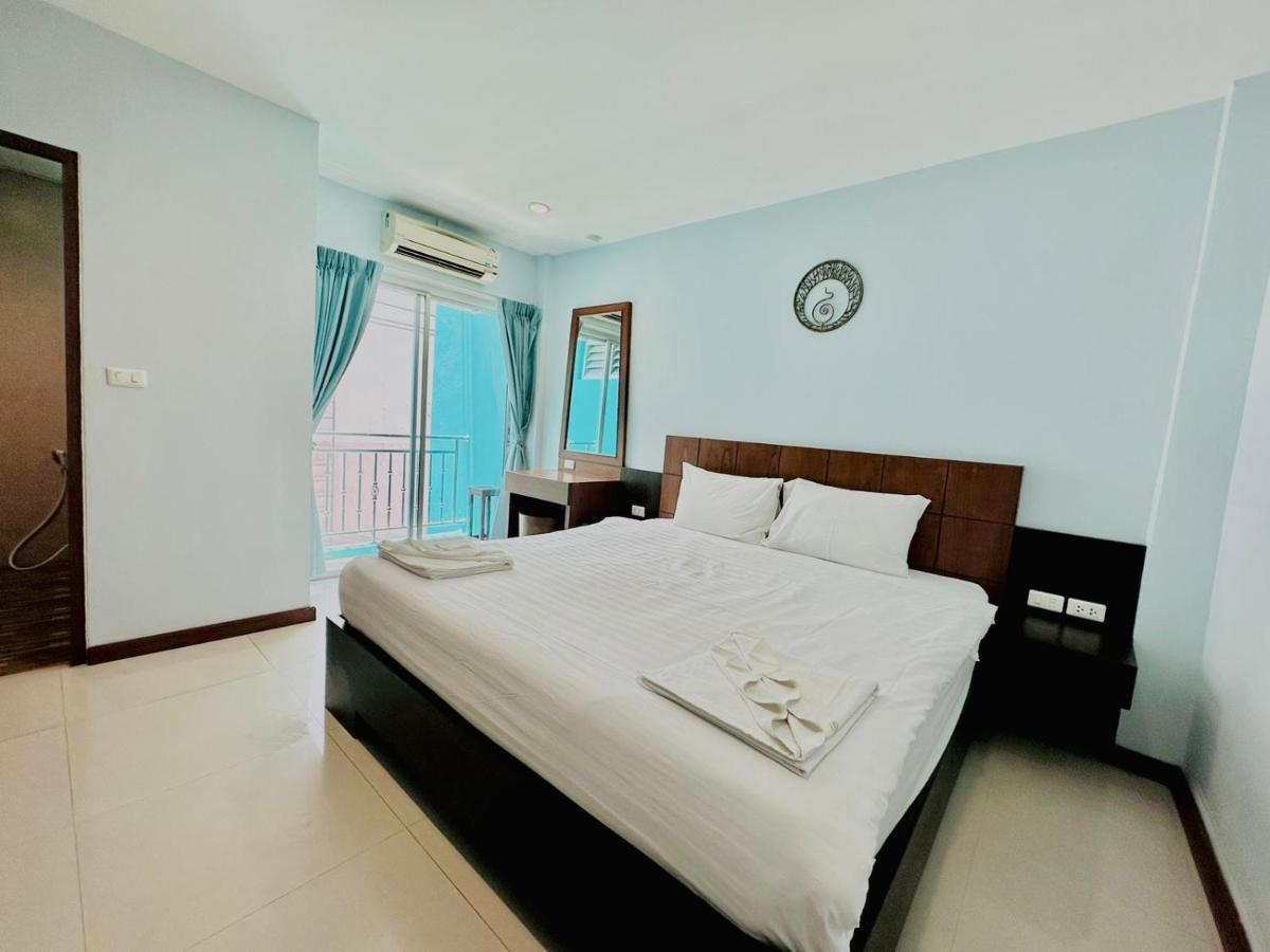 Cokoon Deva Patong Hotel Kültér fotó