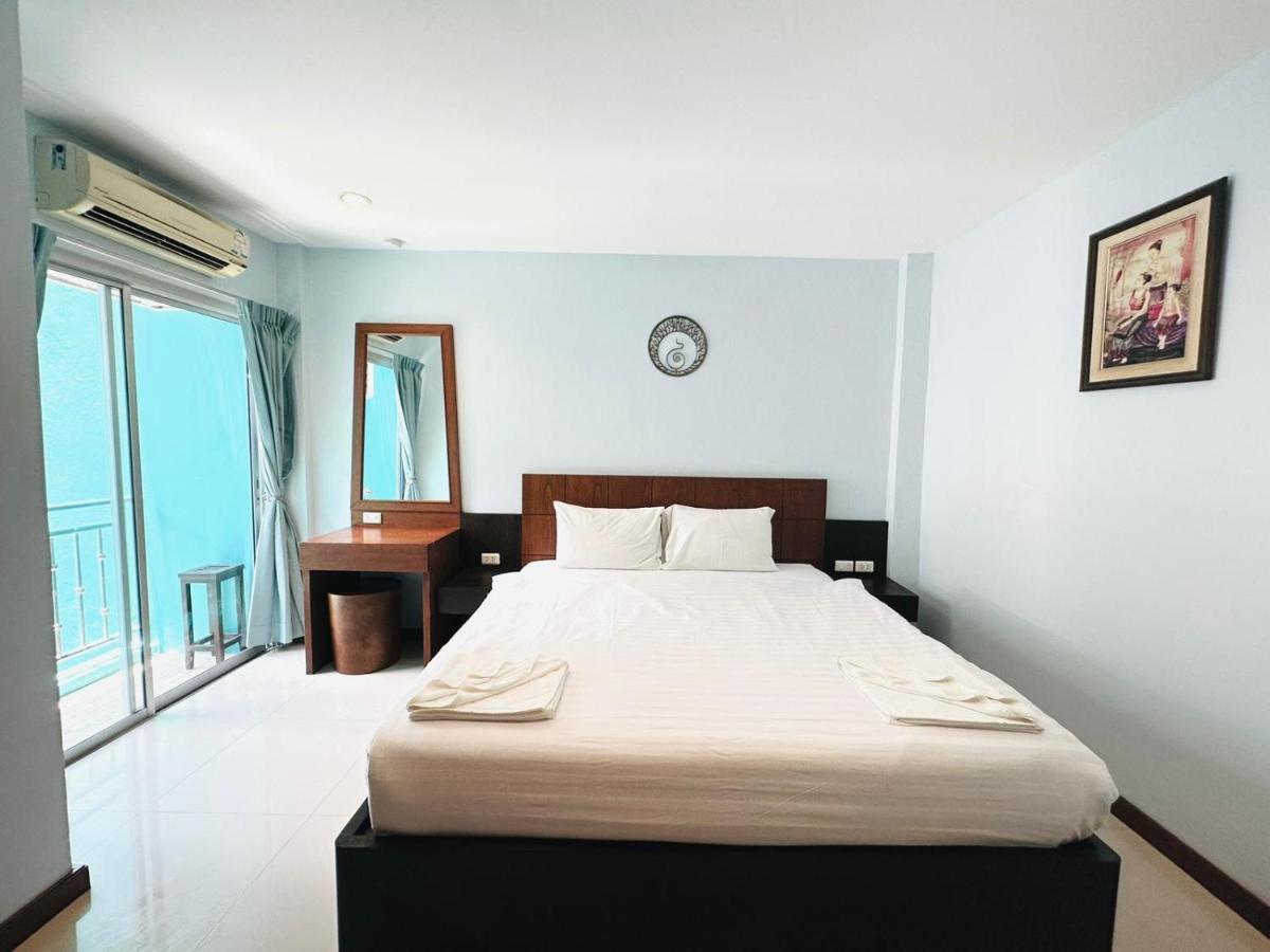 Cokoon Deva Patong Hotel Kültér fotó