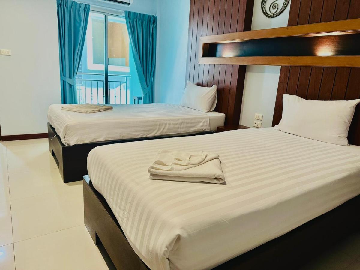 Cokoon Deva Patong Hotel Kültér fotó