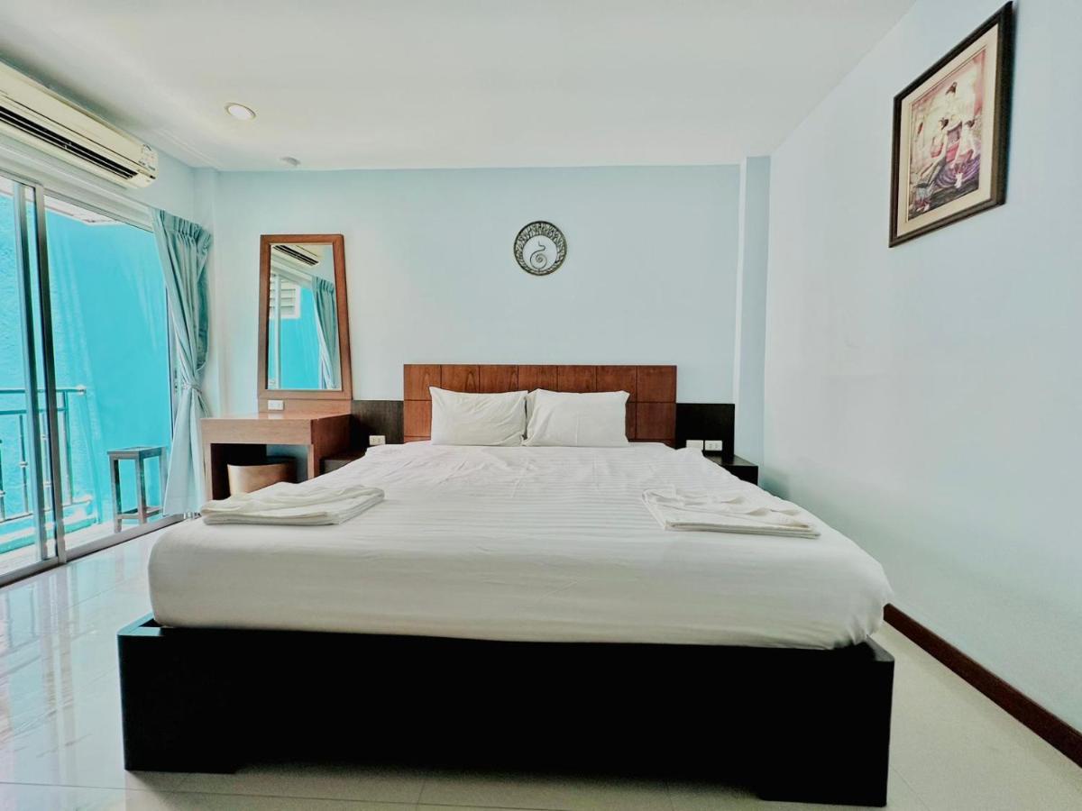 Cokoon Deva Patong Hotel Kültér fotó