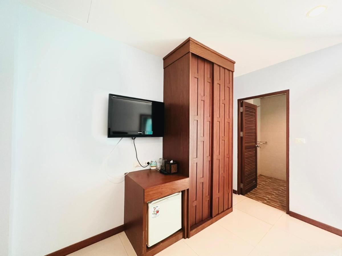 Cokoon Deva Patong Hotel Kültér fotó