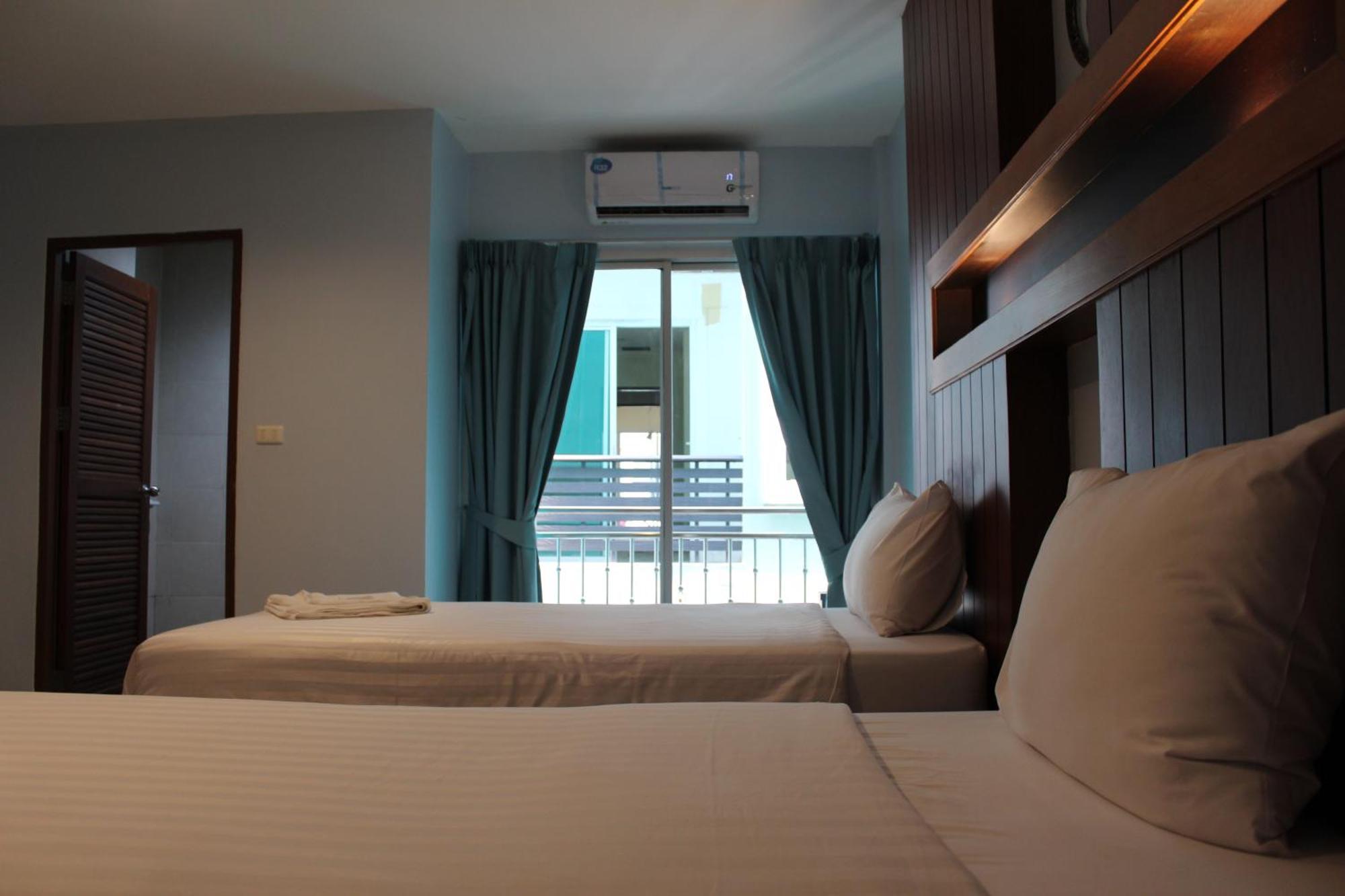Cokoon Deva Patong Hotel Kültér fotó